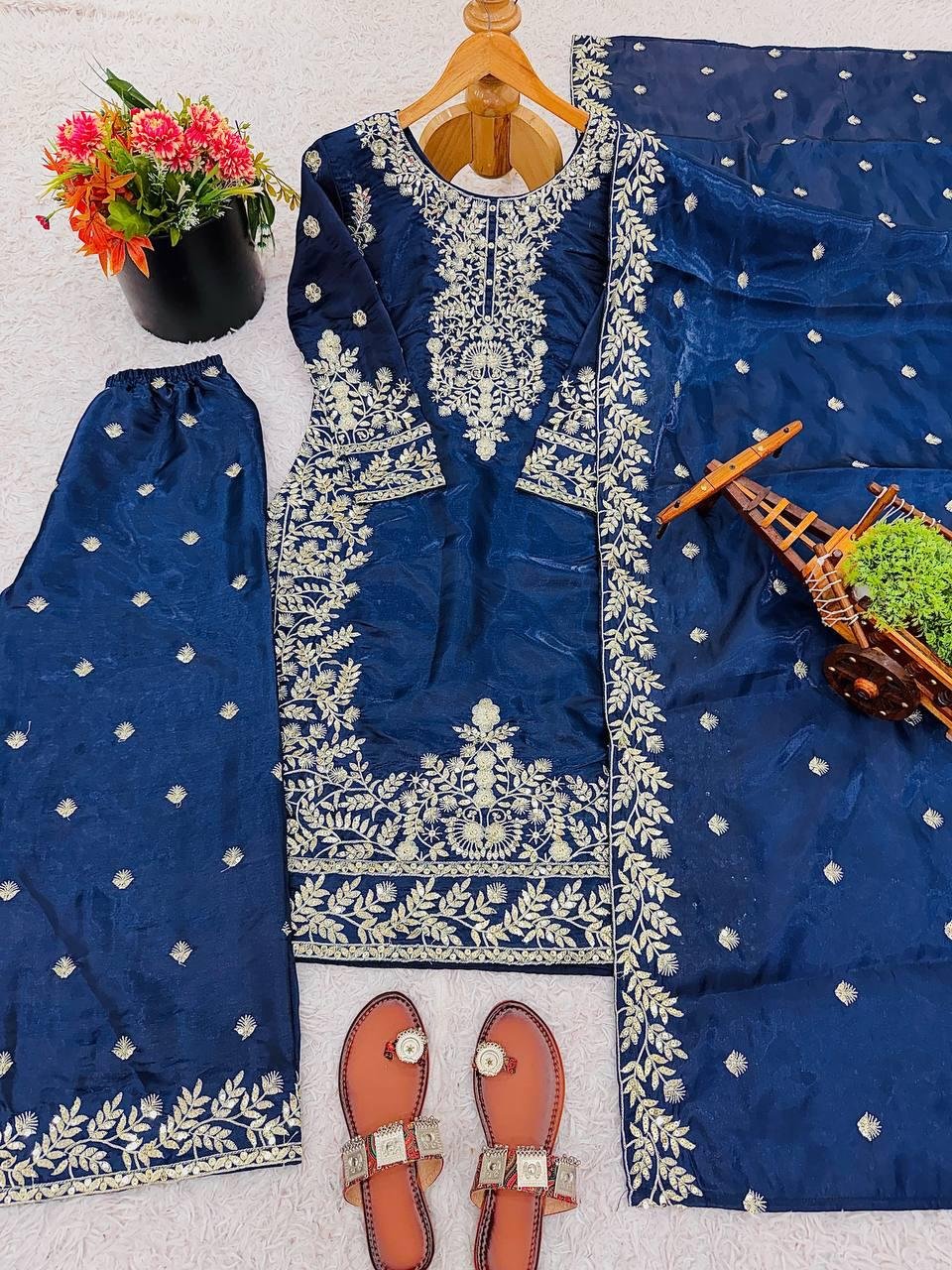 Roman Fabric Suit Set Blue